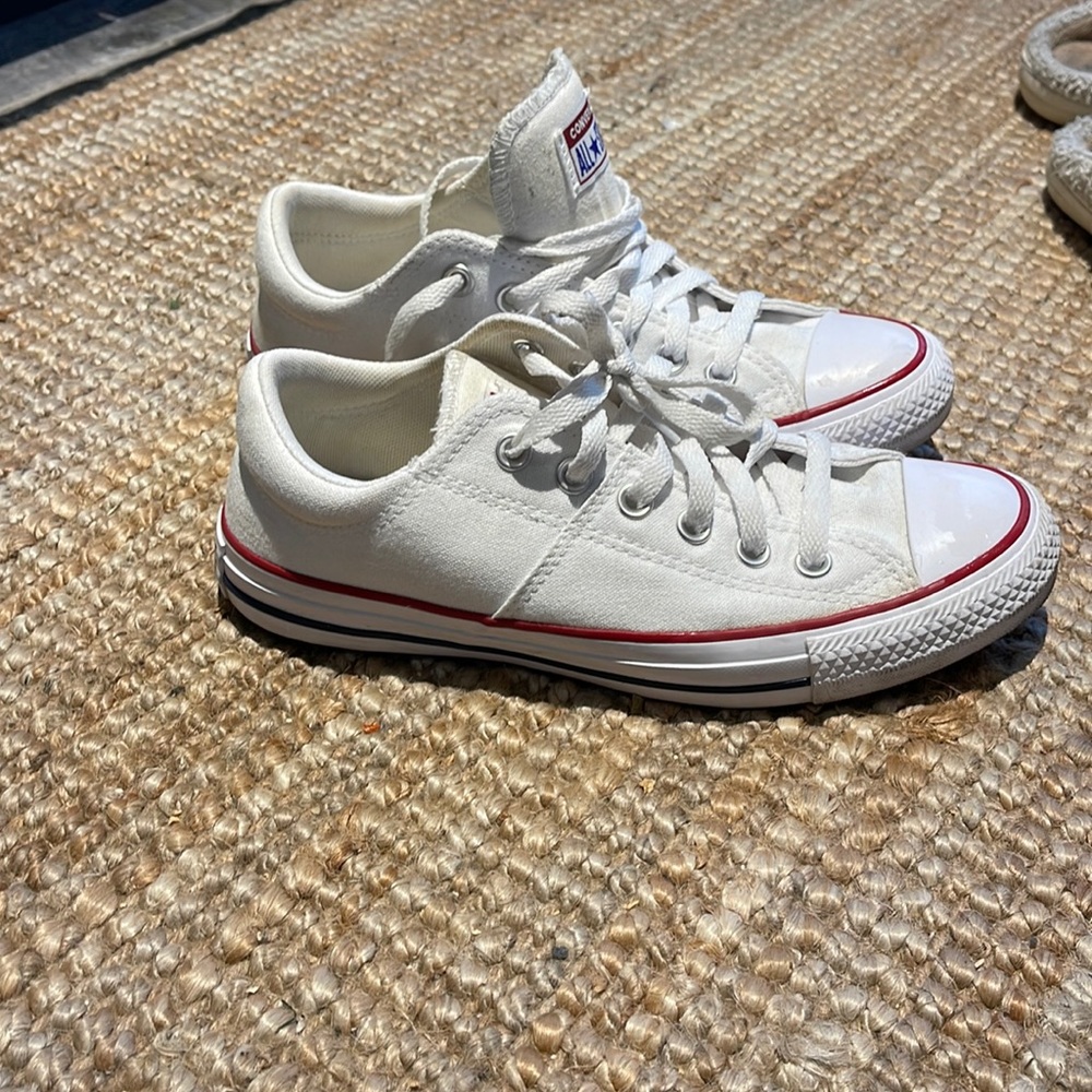 White converse